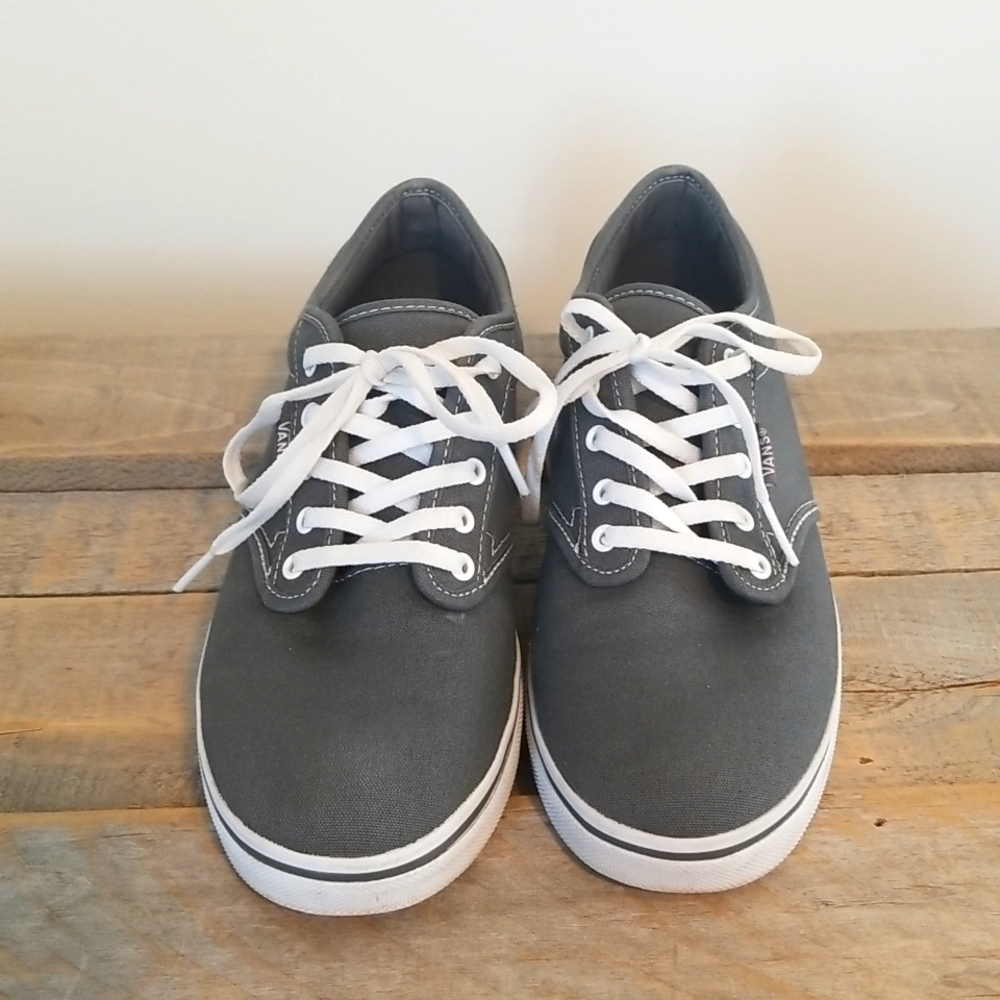Womens size 8 grey Vans